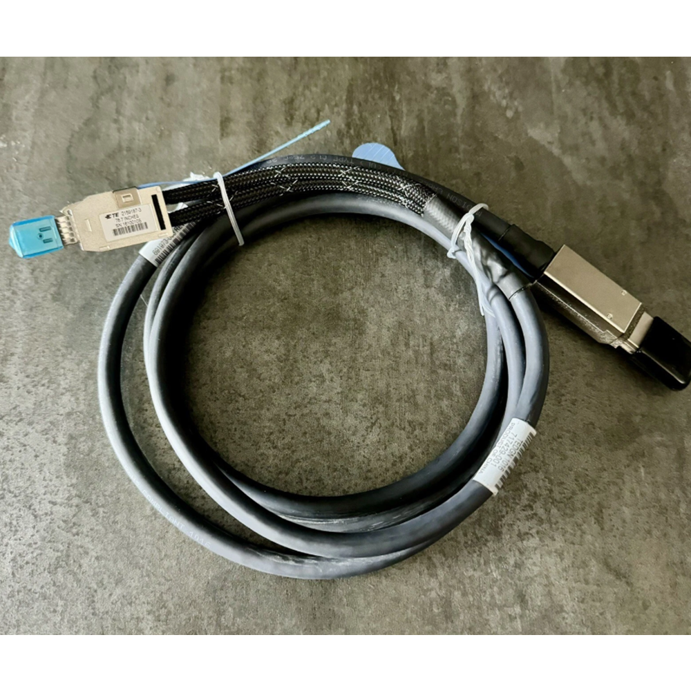 HP Mini-SAS high density to mini-SAS External Cable 2m / 78.7