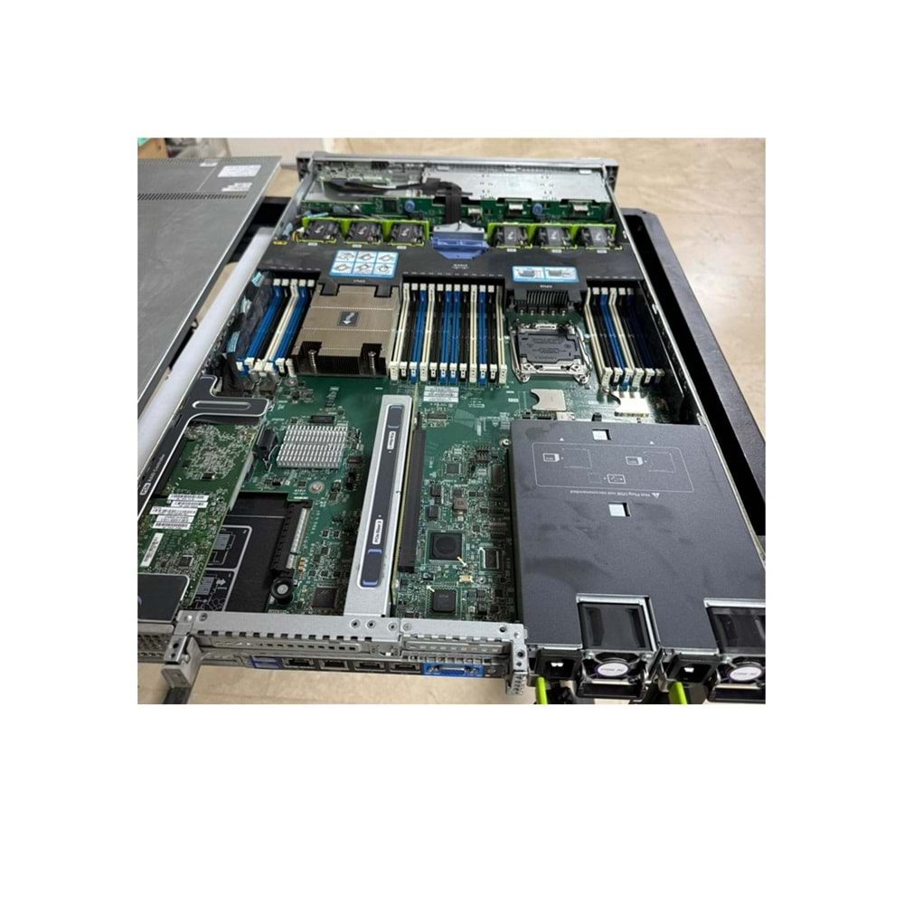 Cisco UCS C220 M4S Intel Xeon E5-2630 V3 Rack Server - TEK CPU (RAM DİSK YOK)- İkinci EL