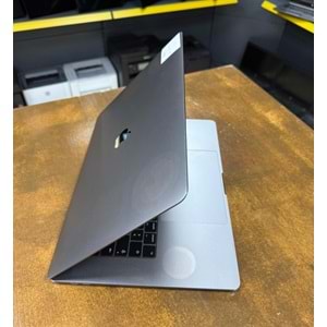 Apple MacBook Pro A1707 Intel i7-6920HQ 16 RAM 500 SSD MacOS (4GB Ekran Kartlı) 15.4